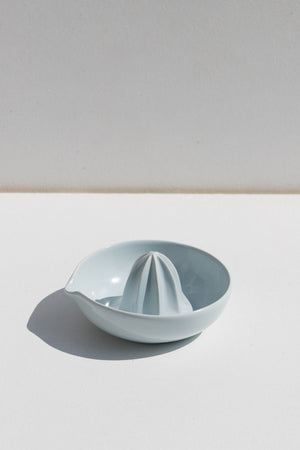 Citrus Juicer - Eggshell Blue
