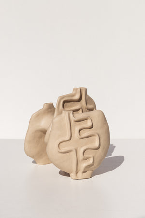 Leigh Thompson New Zealand Ceramicist, hand painted ceramics on Makers' Mrkt, makers market Melbourne