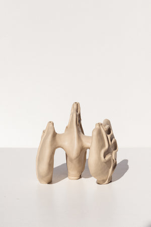 Leigh Thompson New Zealand Ceramicist, hand painted ceramics on Makers' Mrkt, makers market Melbourne