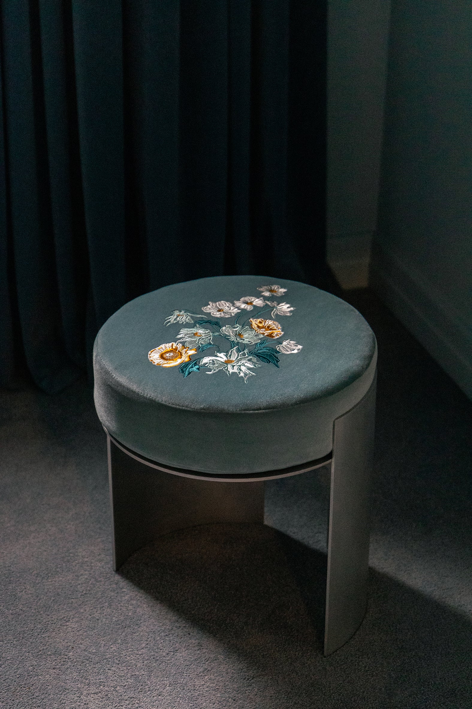 Polly Stool - Vintage Blue