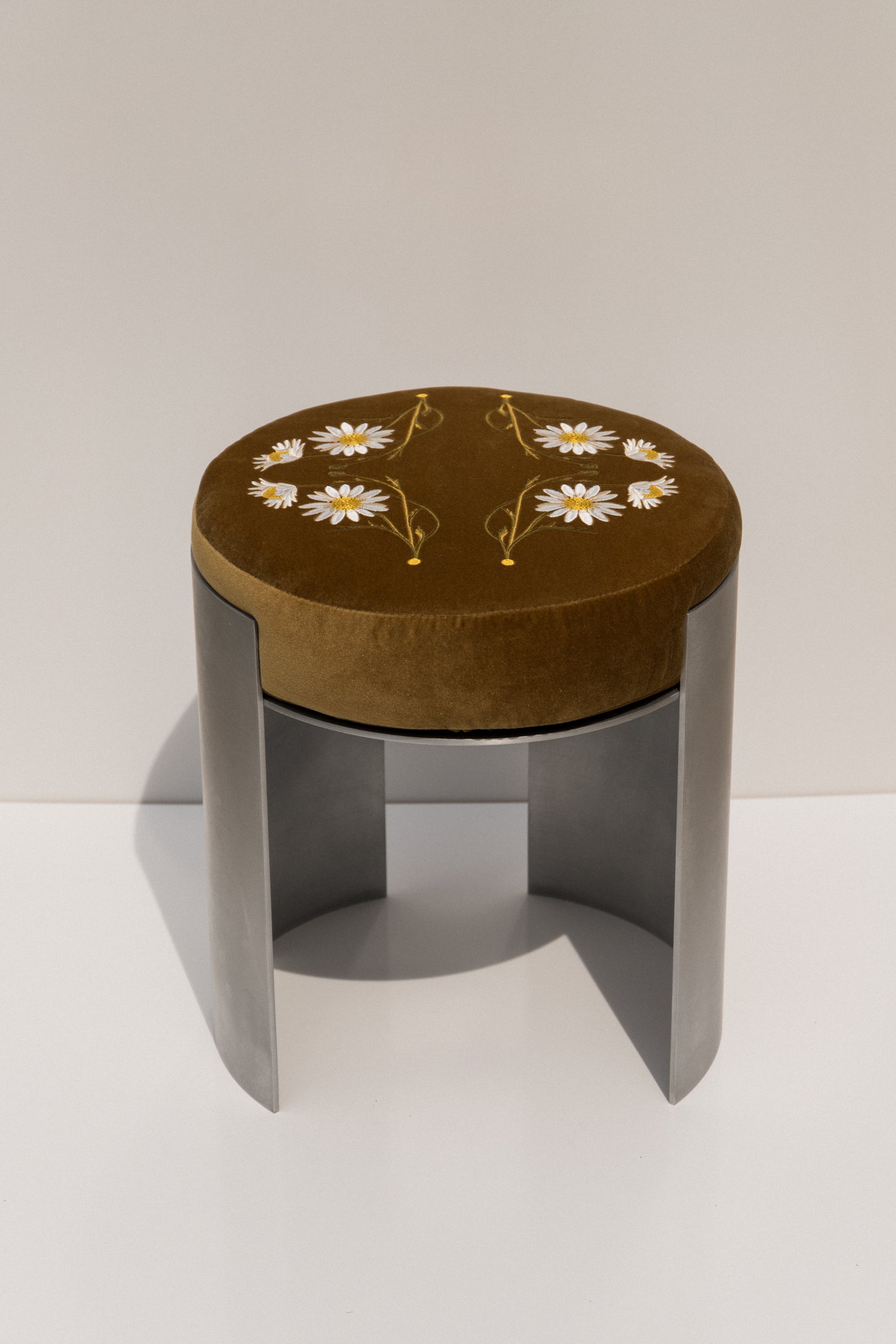 Polly Stool - Gold