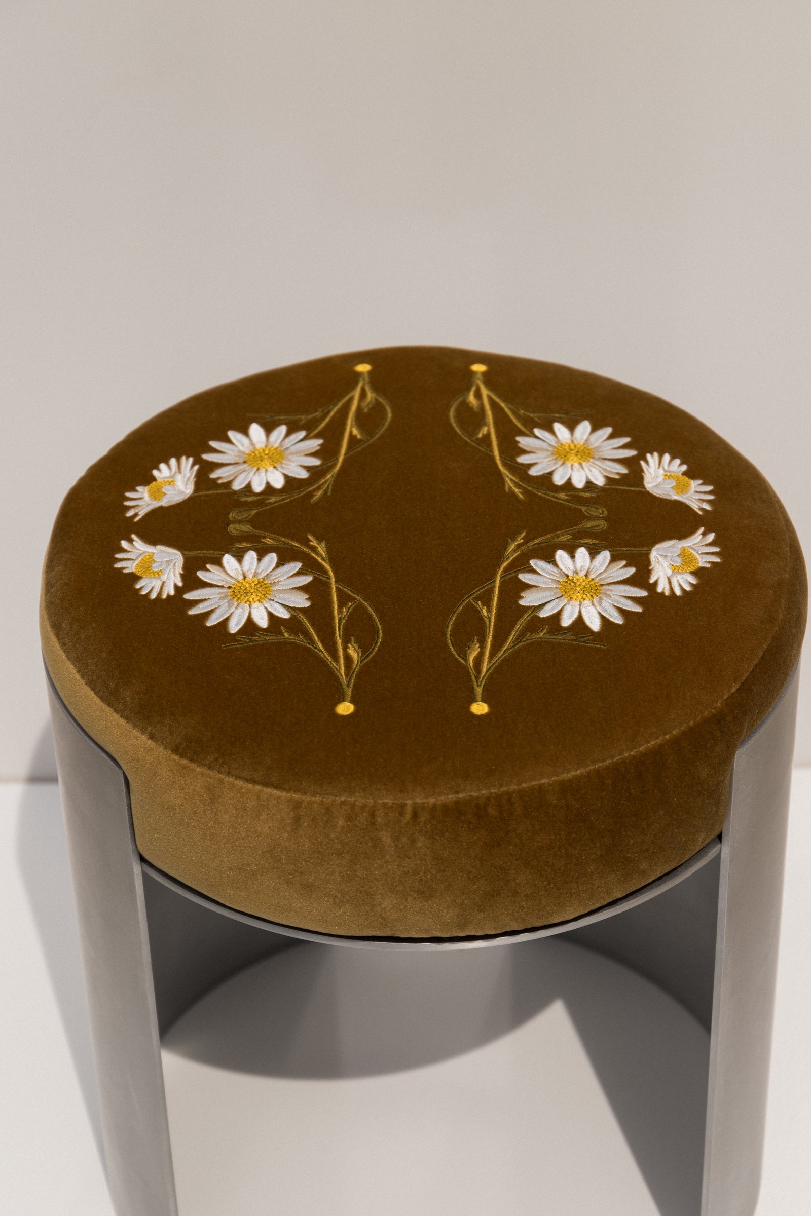 Polly Stool - Gold