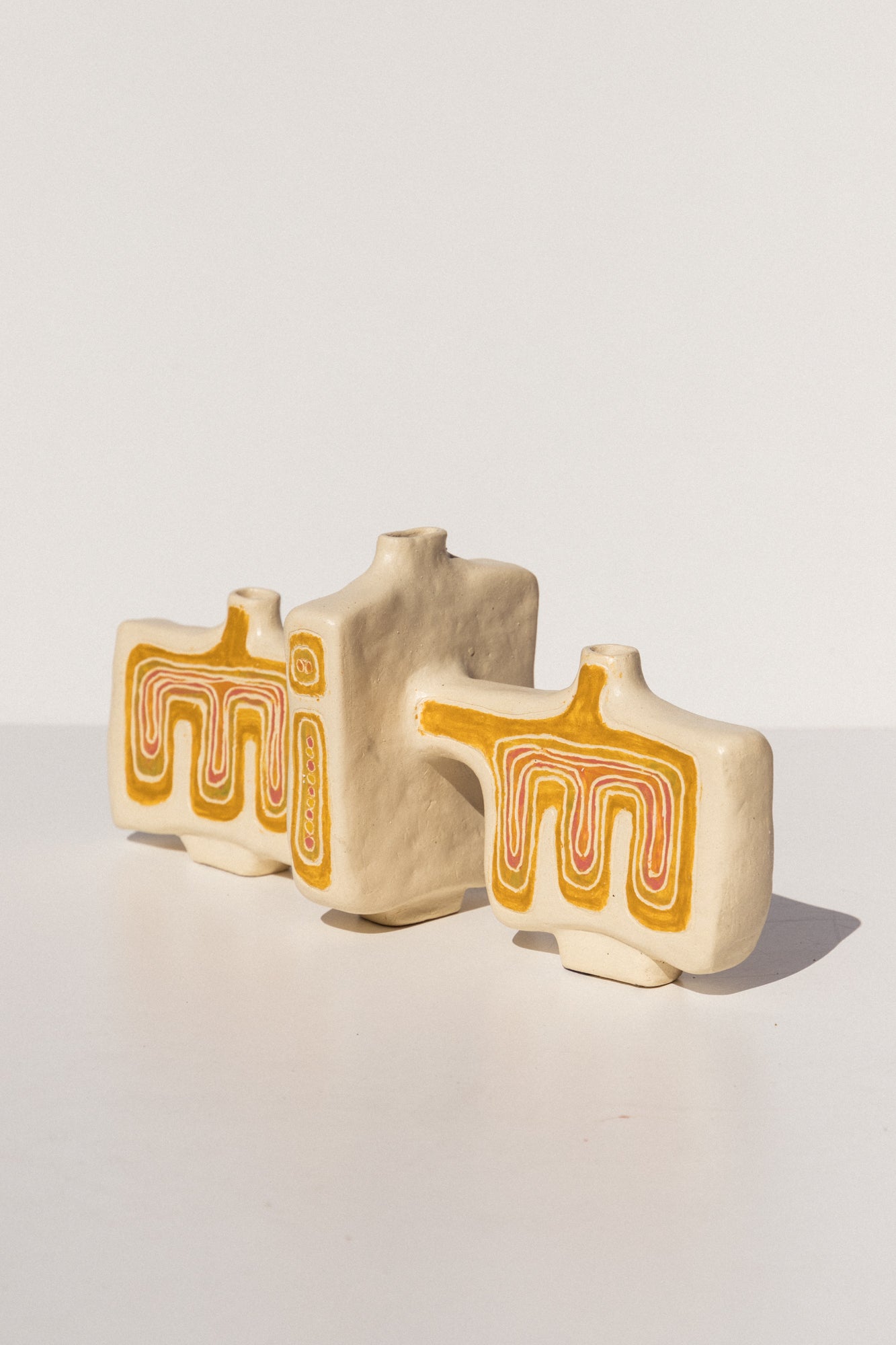 Leigh Thompson New Zealand Ceramicist, hand painted ceramics on Makers' Mrkt, makers market Melbourne