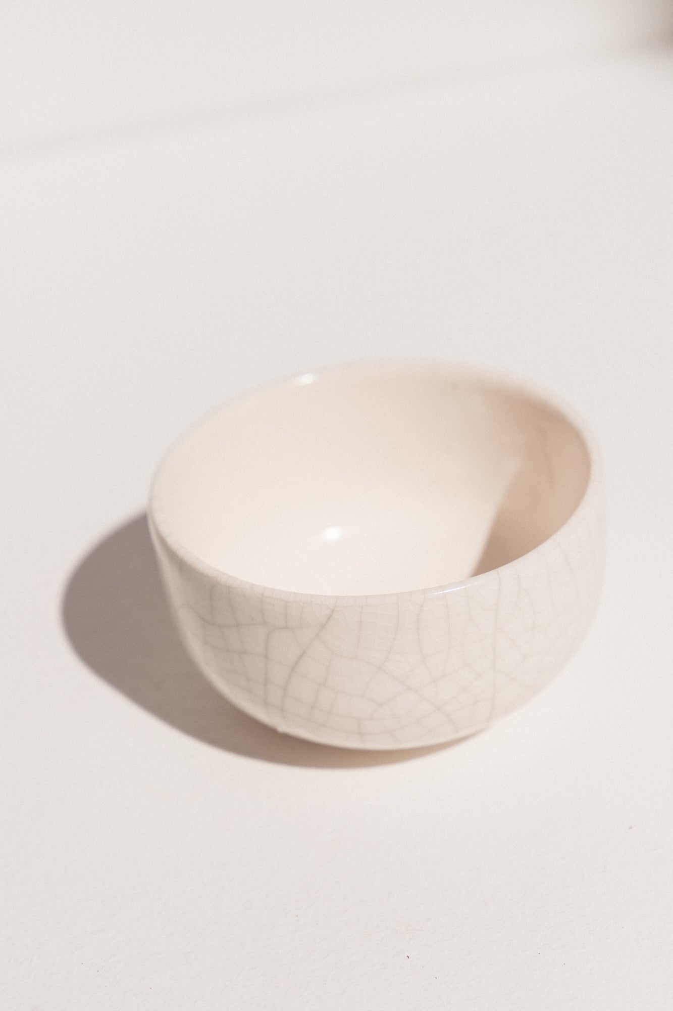 Gidon Bing white ceramic olive bowl in white crackle finish on Makers' Mrkt Makers Market Melbourne 