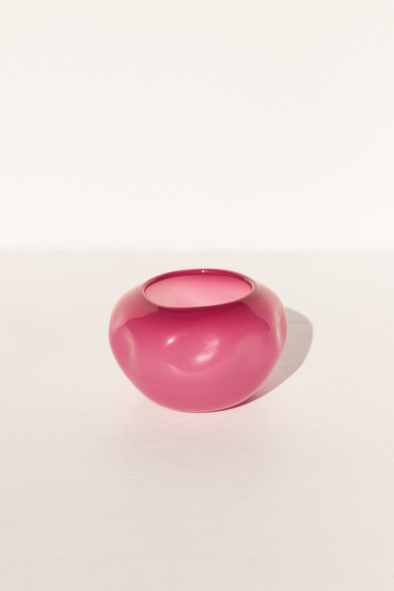 Lope Home fushia glass bowl for trinktes and jewellery, great gift idea Makers Market Makers' Mrkt Melbourne