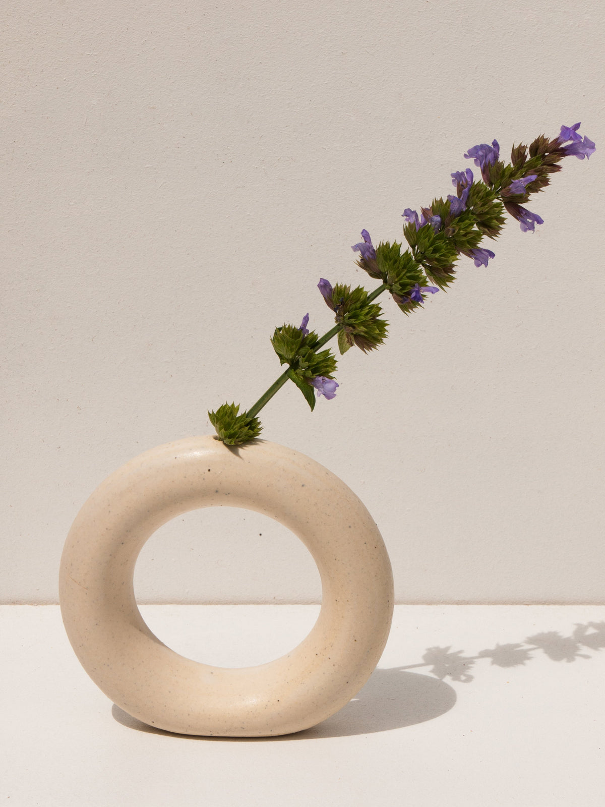 Maker's Mrkt makers Market Melbourne ceramic handmade soap dish from New Zealand by ceramicist Deborah Sweeney